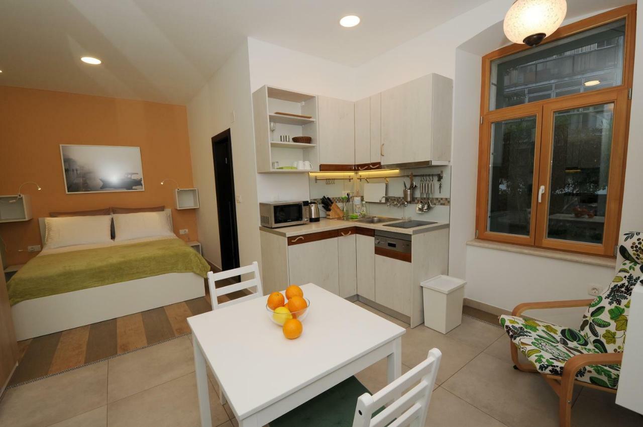Studio Apartment Dzapo Split Exteriör bild